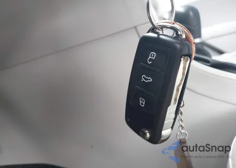 2018 Volkswagen Passat 2.0T Se from USA, damaged, VIN 1VWBA7A36JC032391